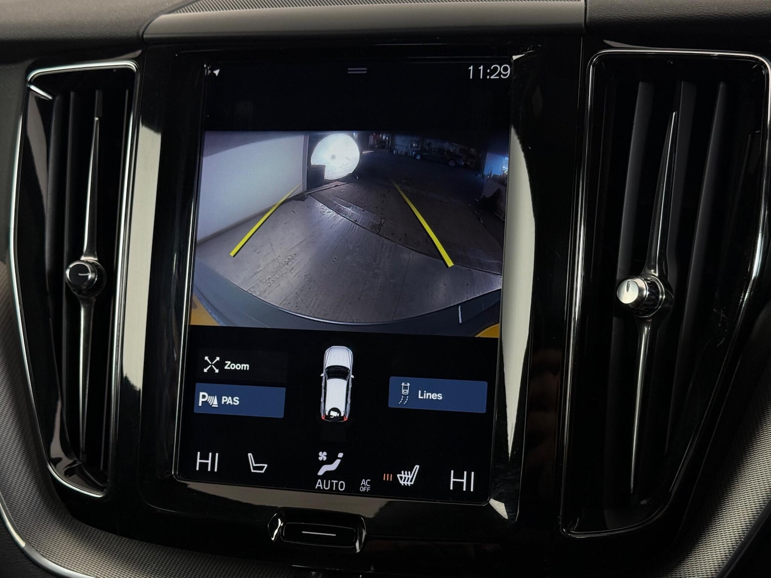 Used Volvo XC60 2018 for sale - 77974336: Photo 28