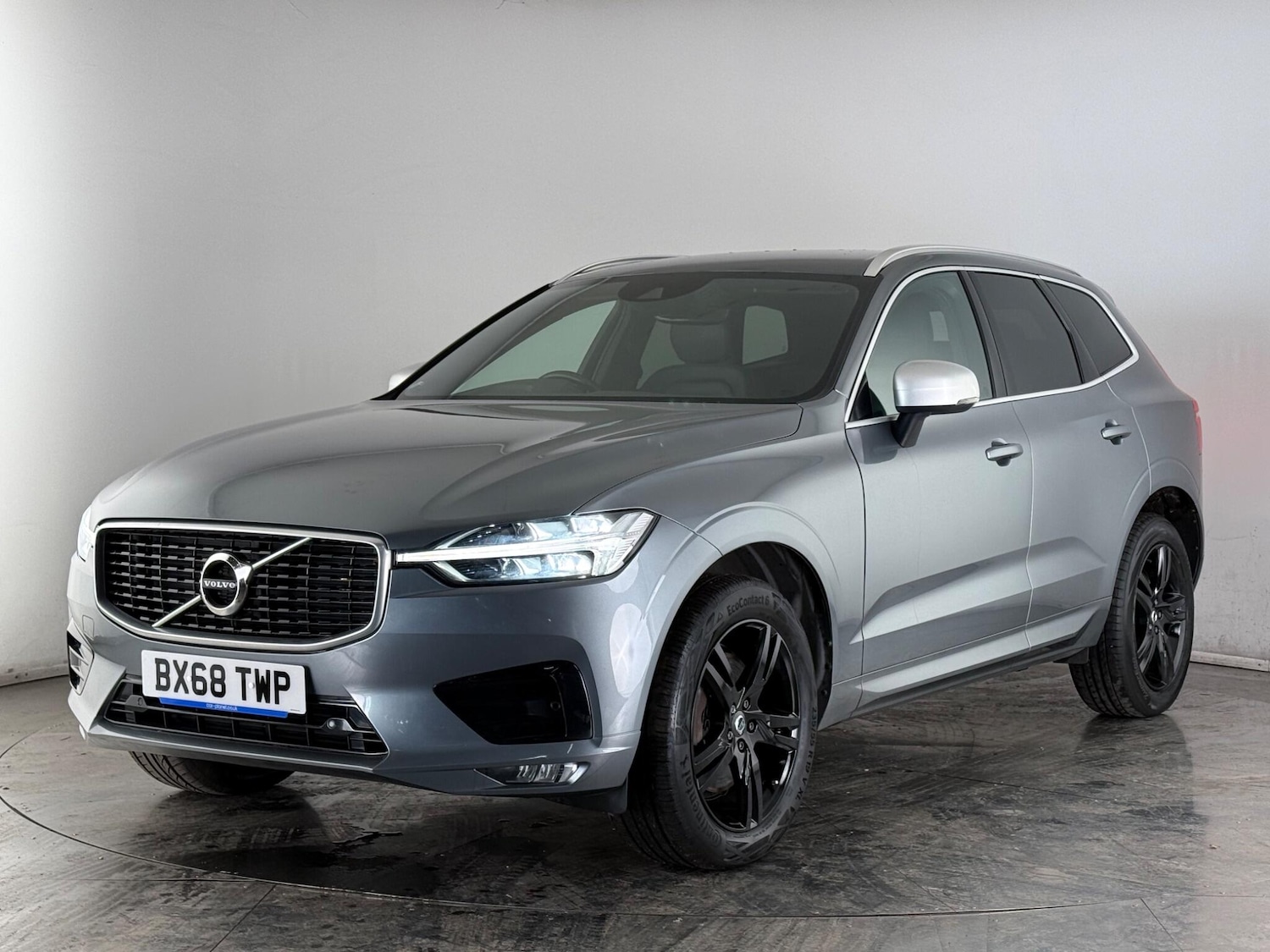 Used Volvo XC60 2018 for sale - 77974336: Photo 3