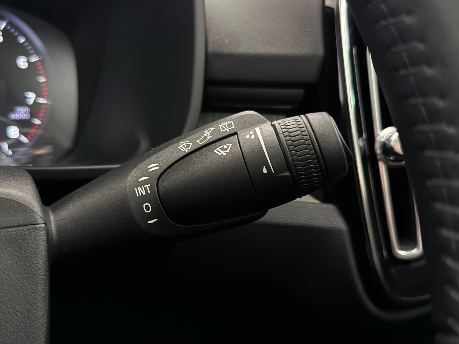 Used Volvo XC40 2020 for sale - 77217035: Photo 25