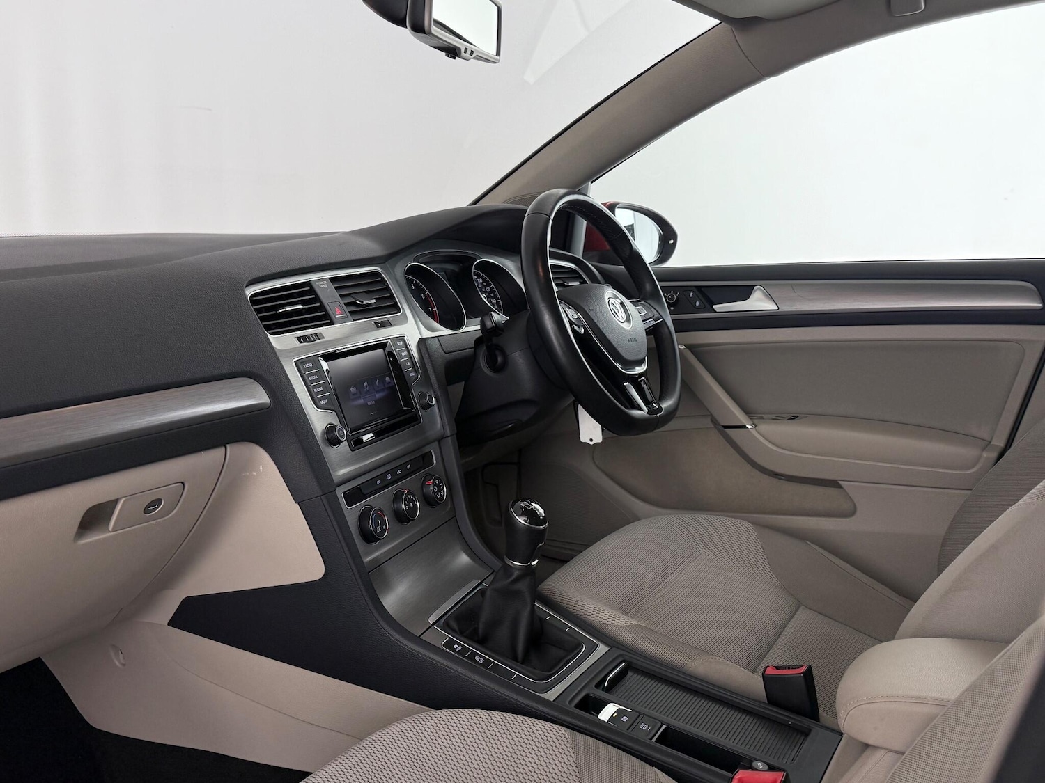 Used Volkswagen Golf 2014 for sale - 77259645: Photo 16