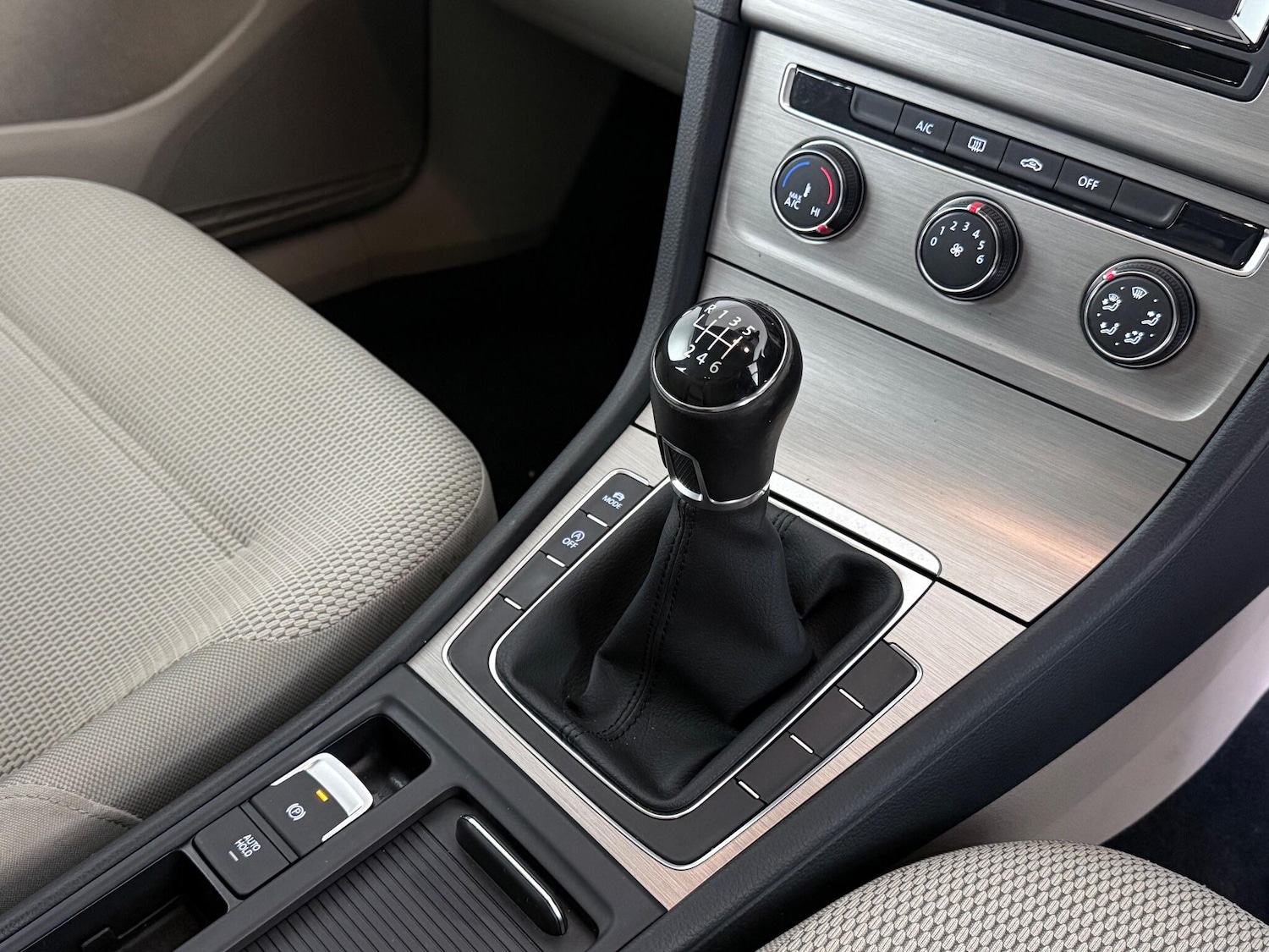 Used Volkswagen Golf 2014 for sale - 77259645: Photo 29