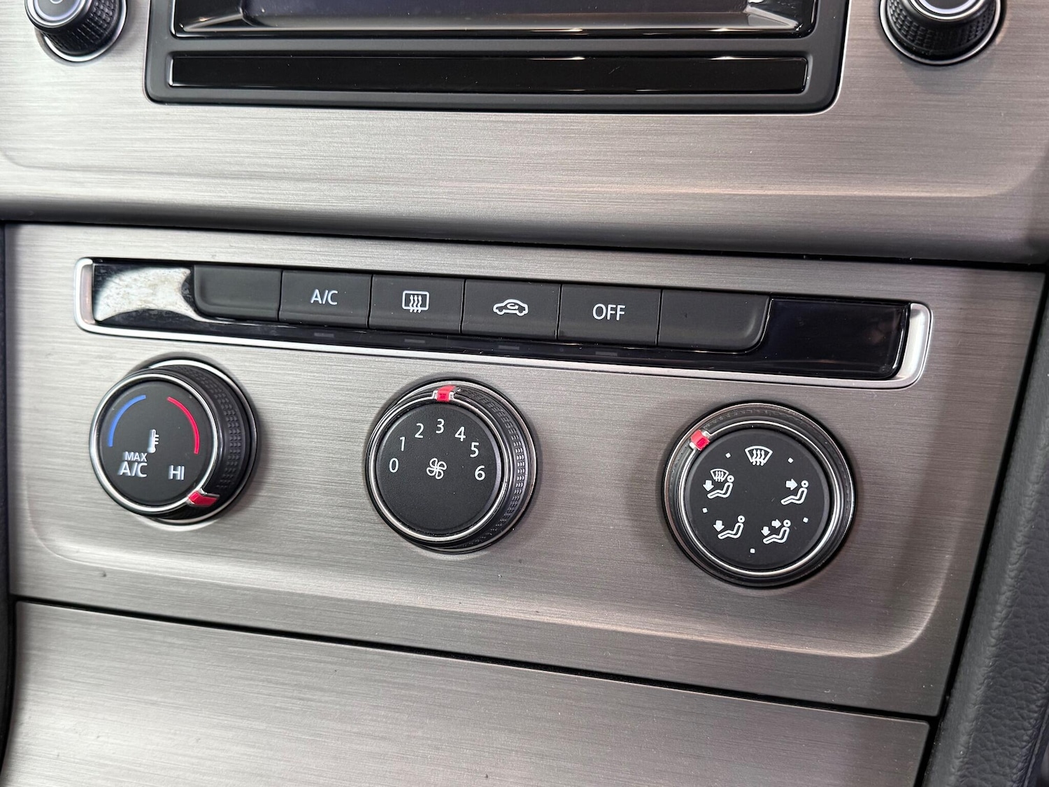 Used Volkswagen Golf 2014 for sale - 77259645: Photo 30