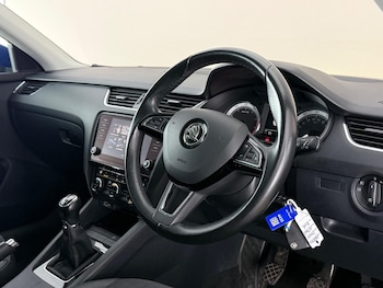Used Skoda Octavia 2018 for sale - 78966328: Photo