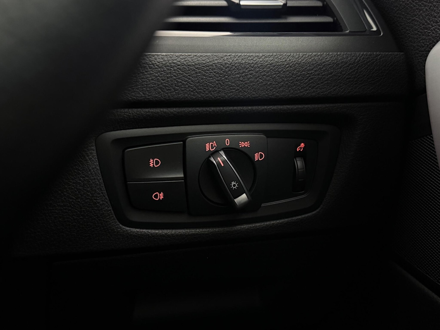 Used BMW 2 Series 2018 for sale - 77182303: Photo 18