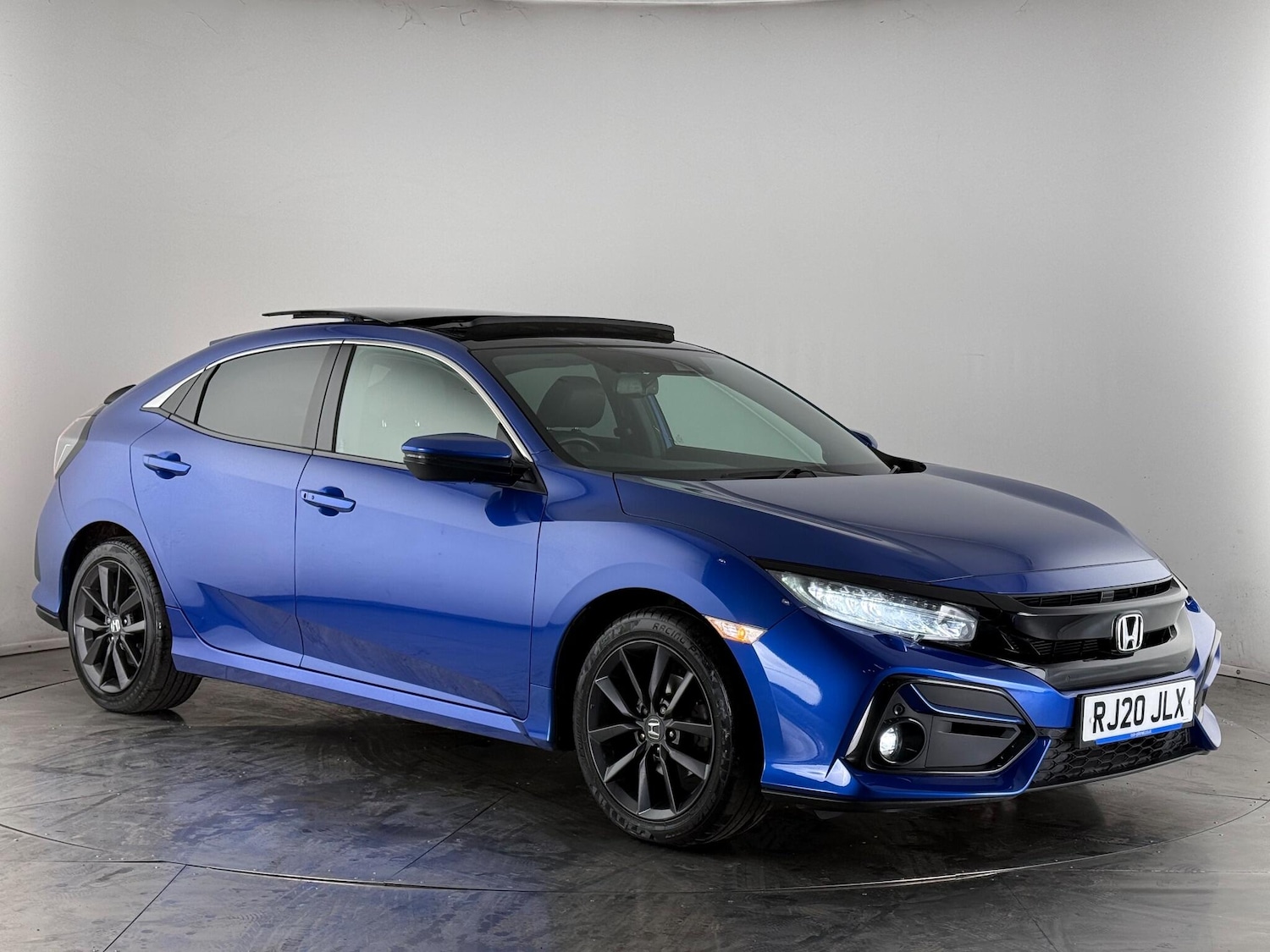 Used Honda Civic 2020 for sale - 77182946: Photo 1