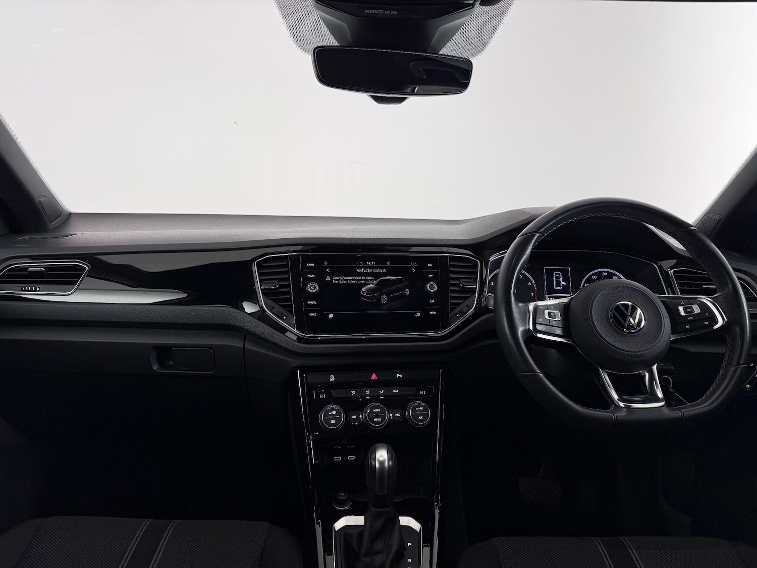 Used Volkswagen T-Roc 2021 for sale - 77260009: Photo 16