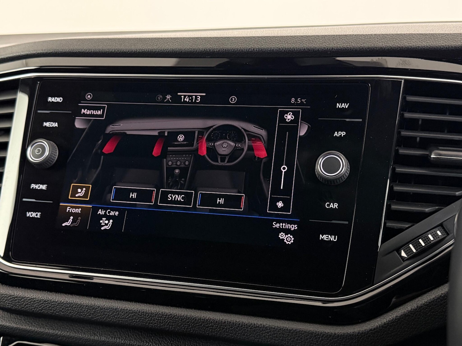 Used Volkswagen T-Roc 2021 for sale - 77260009: Photo 28