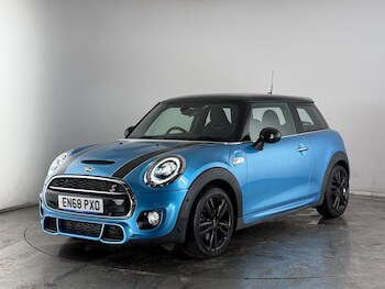 Used MINI Hatch 2019 for sale - 77221778: Photo