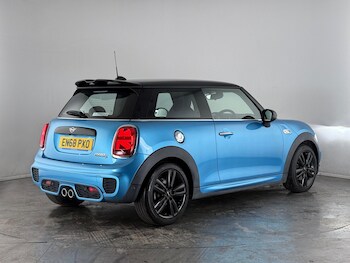 Used MINI Hatch 2019 for sale - 77221778: Photo