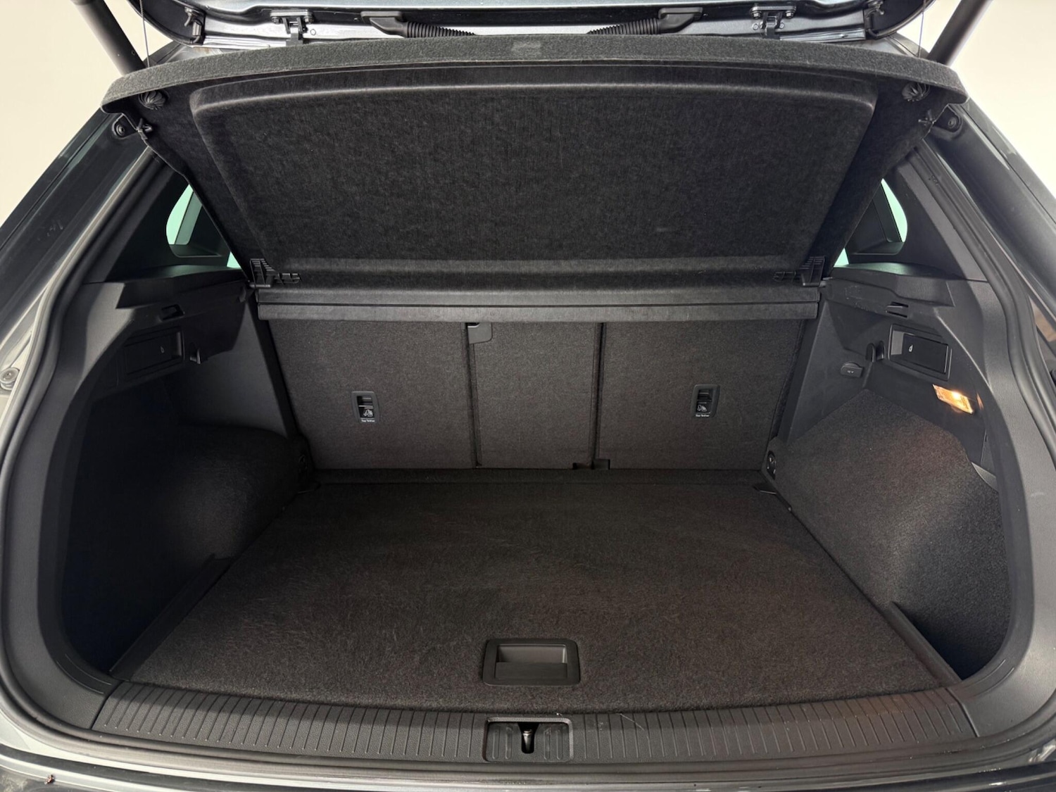 Used Volkswagen Tiguan 2017 for sale - 76467255: Photo 11