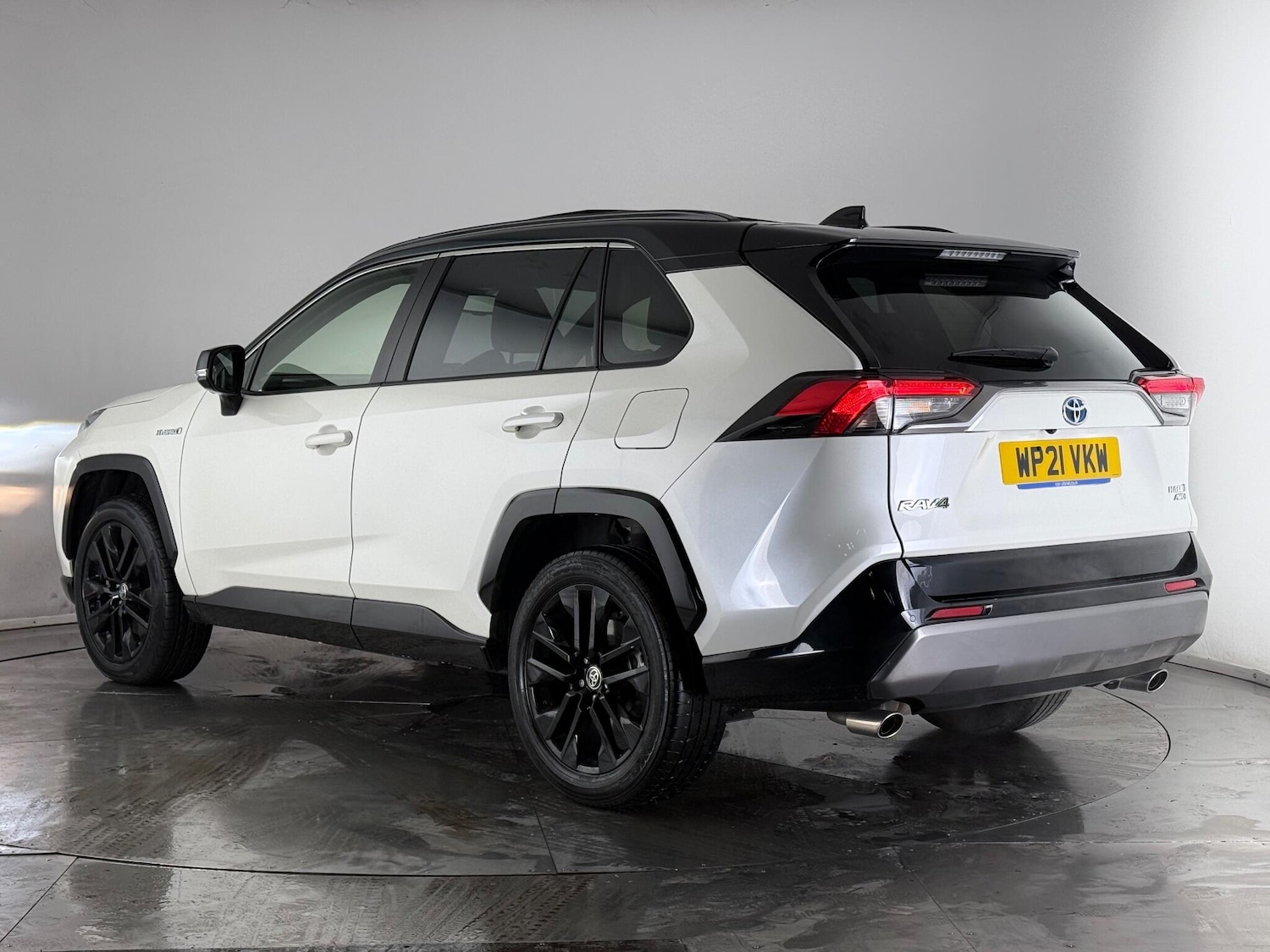 Used Toyota RAV4 2021 for sale - 77222715: Photo 3