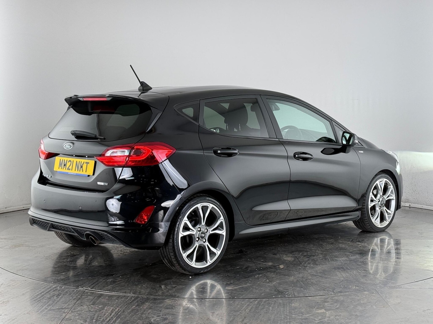 Used Ford Fiesta 2021 for sale - 77216977: Photo 3