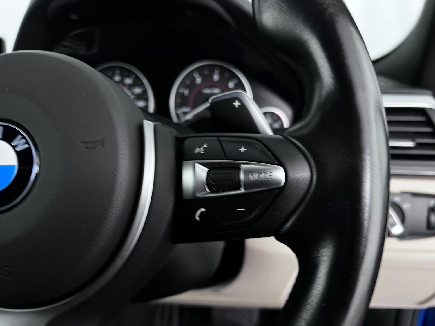 Used BMW 3 Series 2017 for sale - 77221844: Photo 19