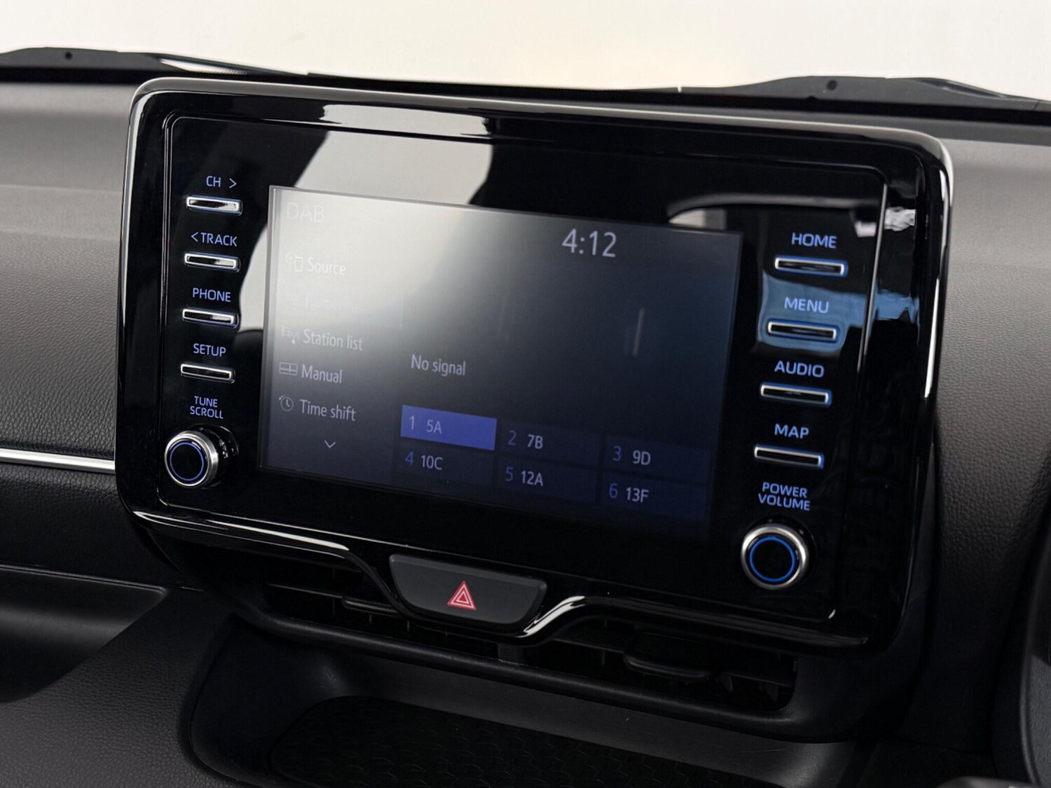 Used Toyota Yaris 2022 for sale - 77684425: Photo 25