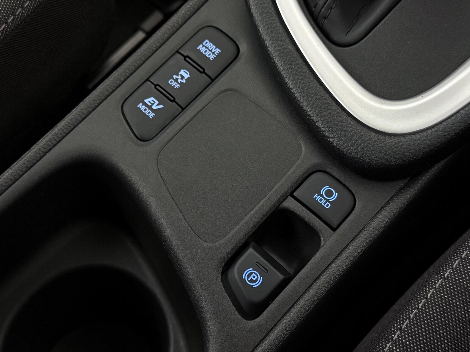 Used Toyota Yaris 2022 for sale - 77684425: Photo 26