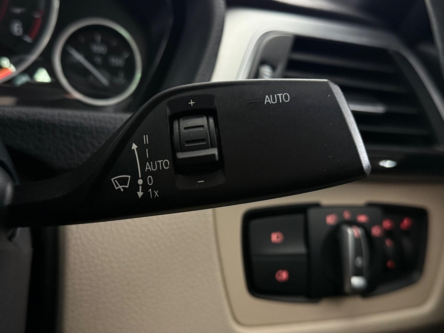 Used BMW 3 Series 2019 for sale - 77054066: Photo 27