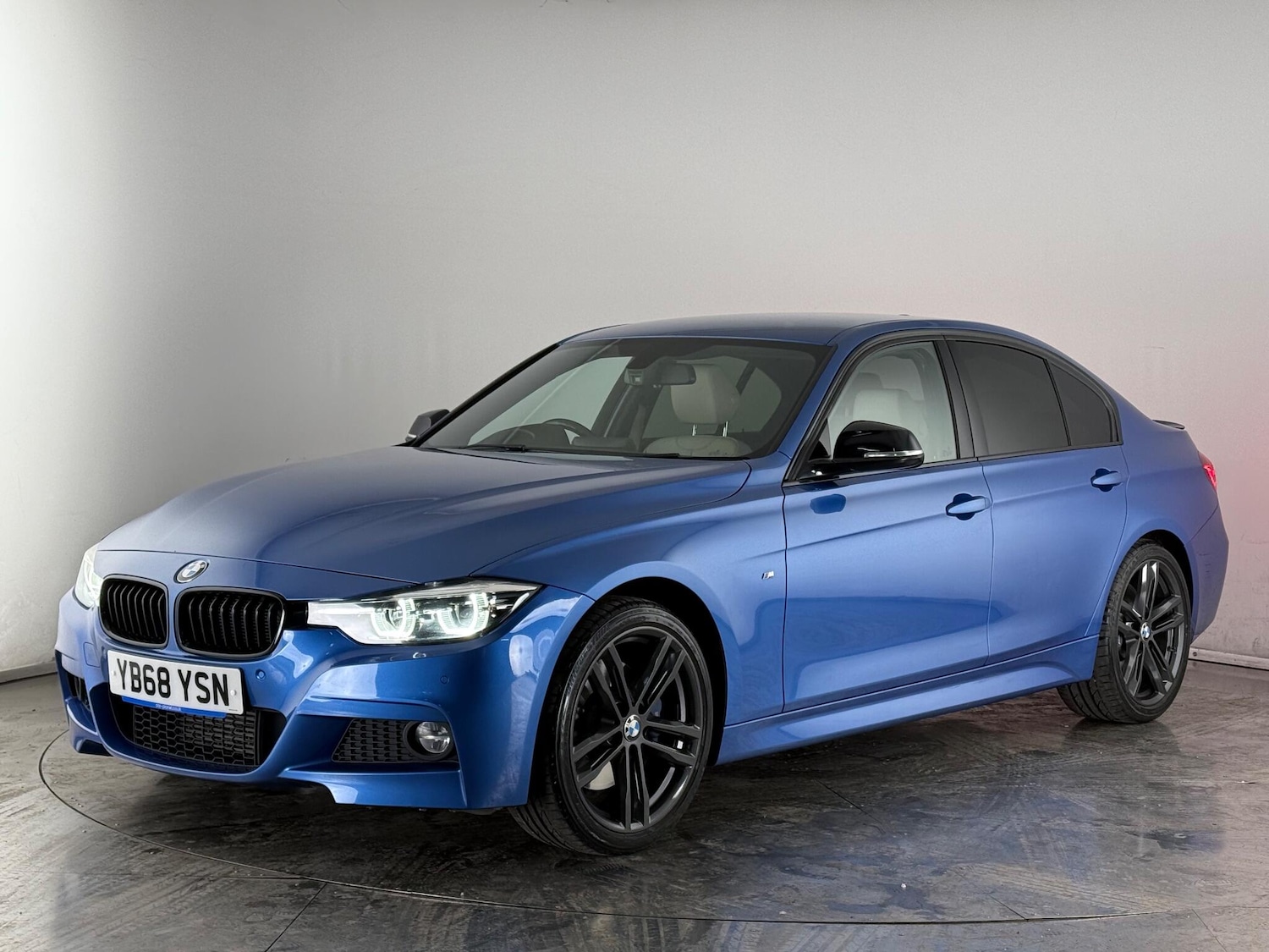 Used BMW 3 Series 2019 for sale - 77054066: Photo 4