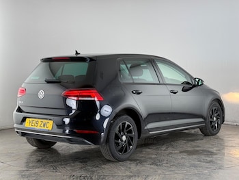 Used Volkswagen Golf 2019 for sale - 78453171: Photo