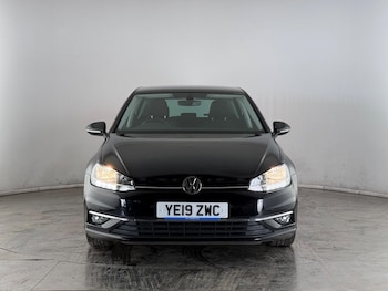 Used Volkswagen Golf 2019 for sale - 78453171: Photo