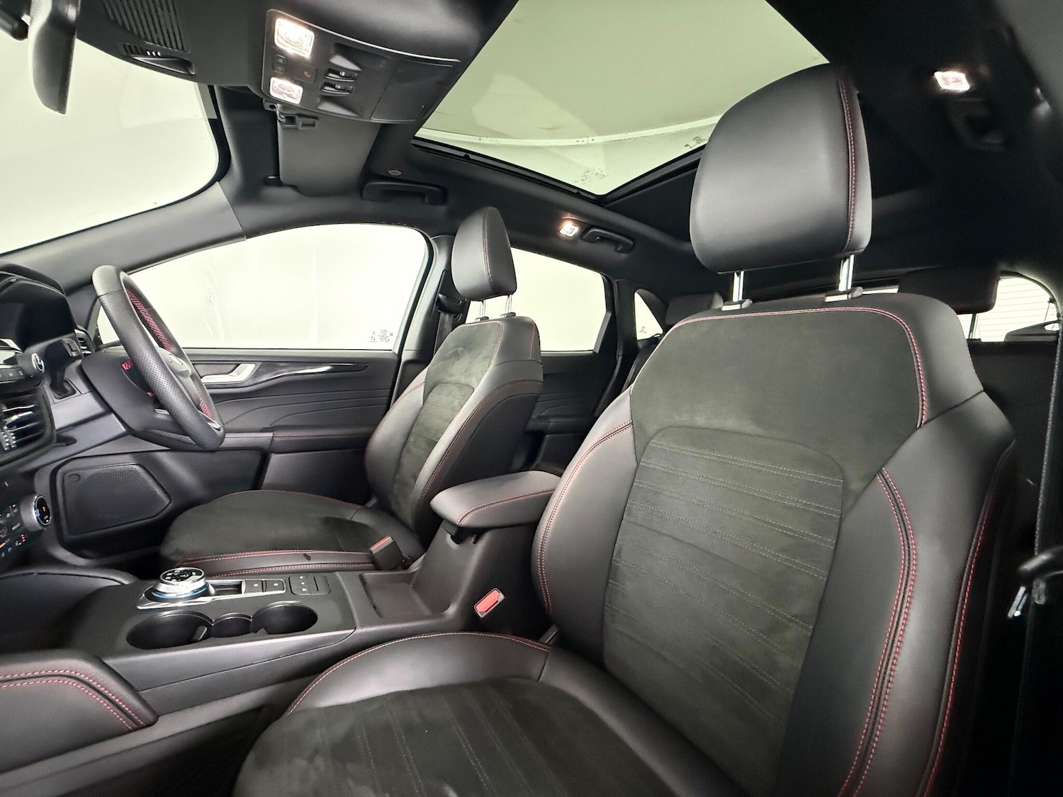 Used Ford Kuga 2023 for sale - 77182439: Photo 12