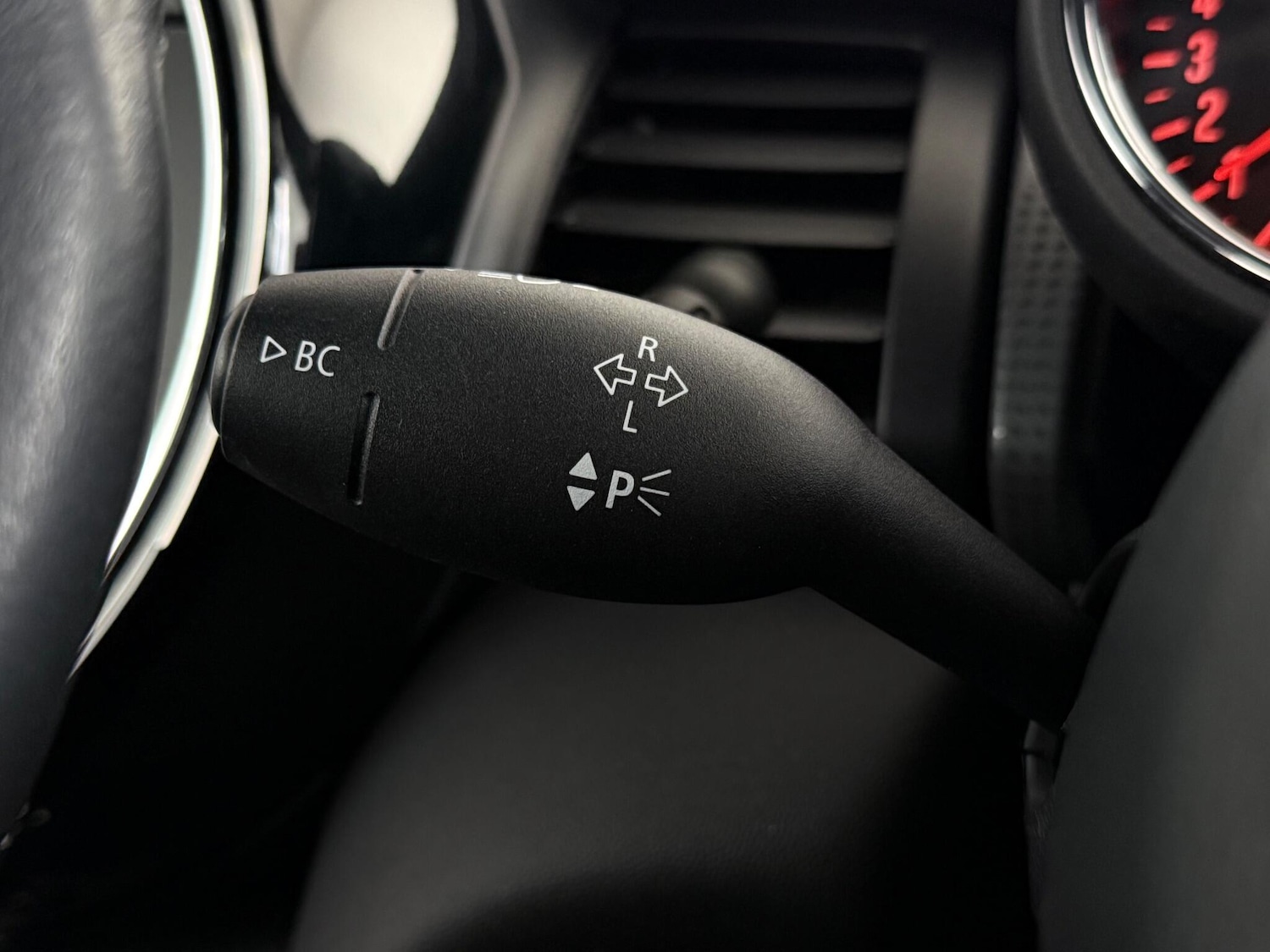 Used MINI Convertible 2019 for sale - 77221782: Photo 22