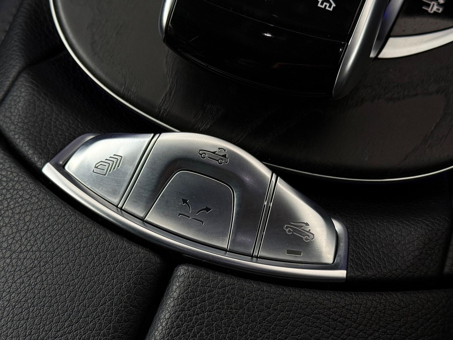 Used Mercedes-Benz E Class 2020 for sale - 76466816: Photo 37