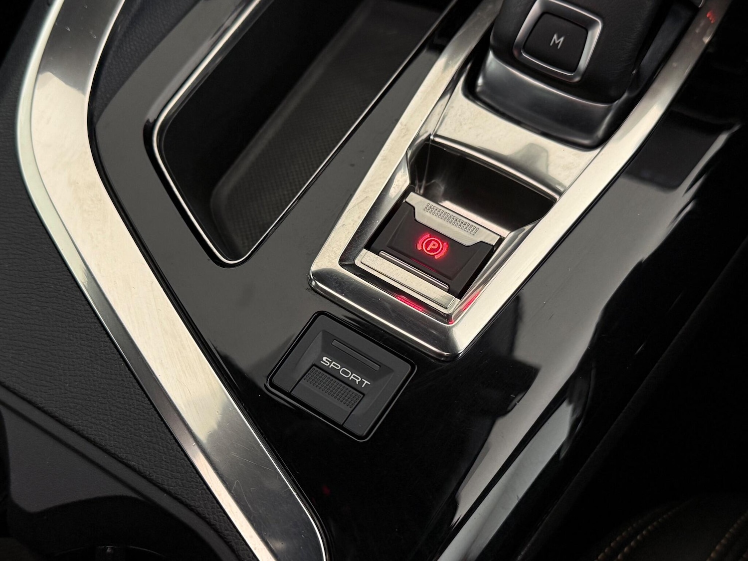 Used Peugeot 5008 2020 for sale - 77243524: Photo 35