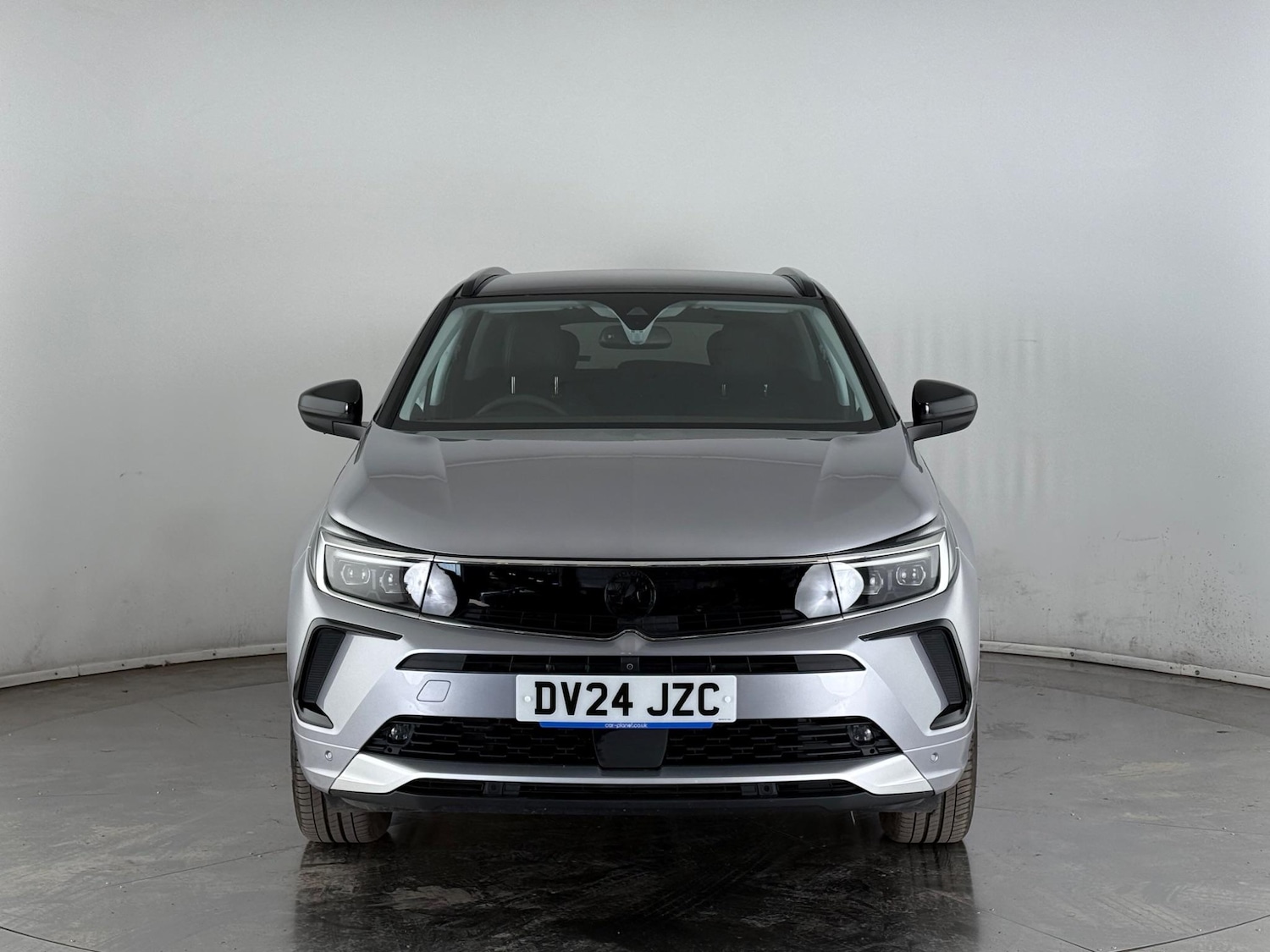 Used Vauxhall Grandland 2024 for sale - 77182762: Photo 2