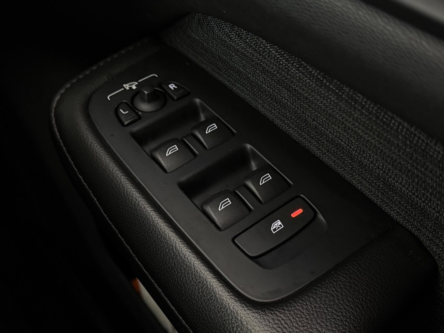 Used Volvo V60 2021 for sale - 77182472: Photo 22