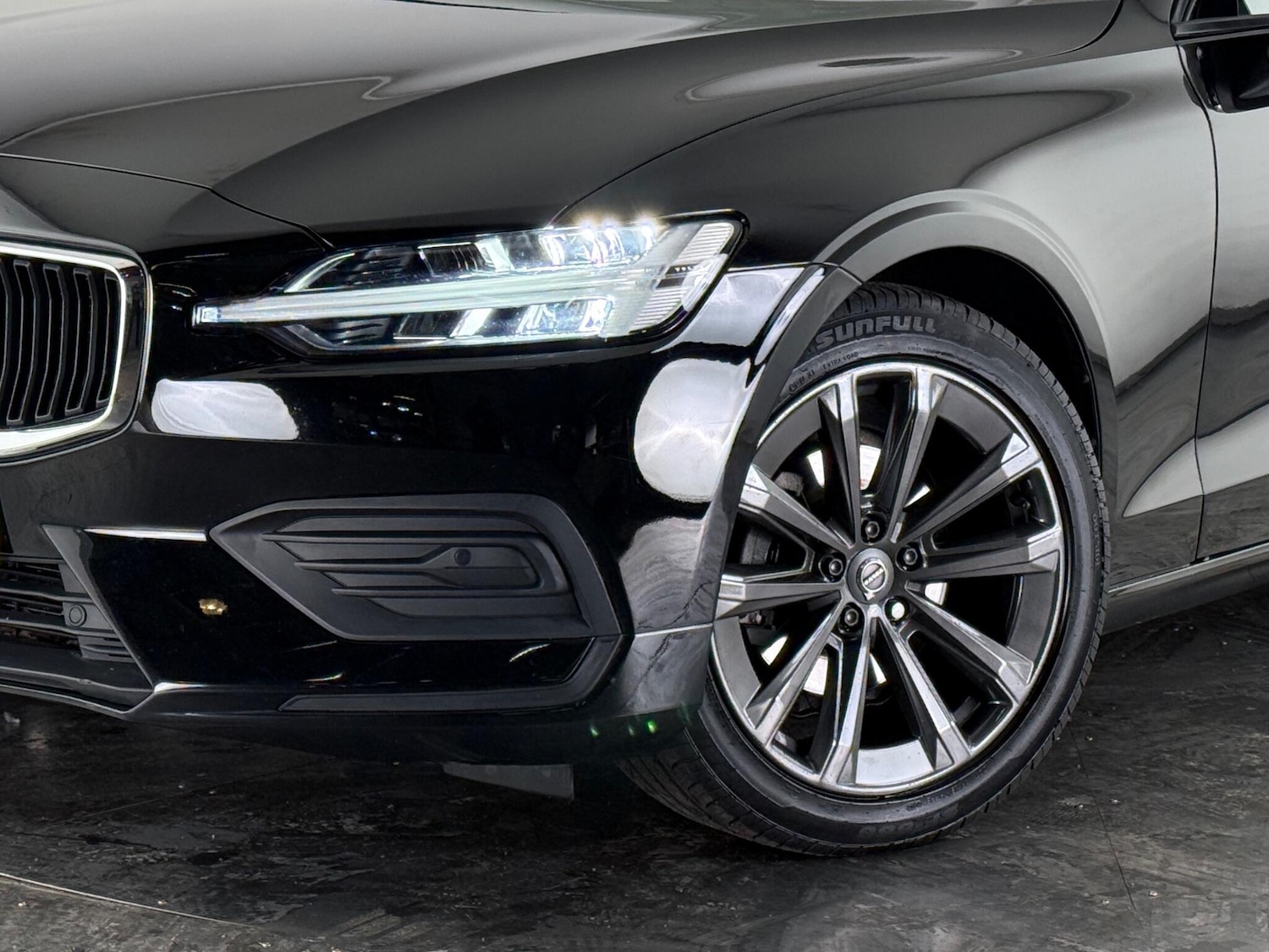 Used Volvo V60 2021 for sale - 77182472: Photo 38