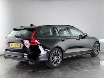 Used Volvo V60 2021 for sale - 77182472: Photo