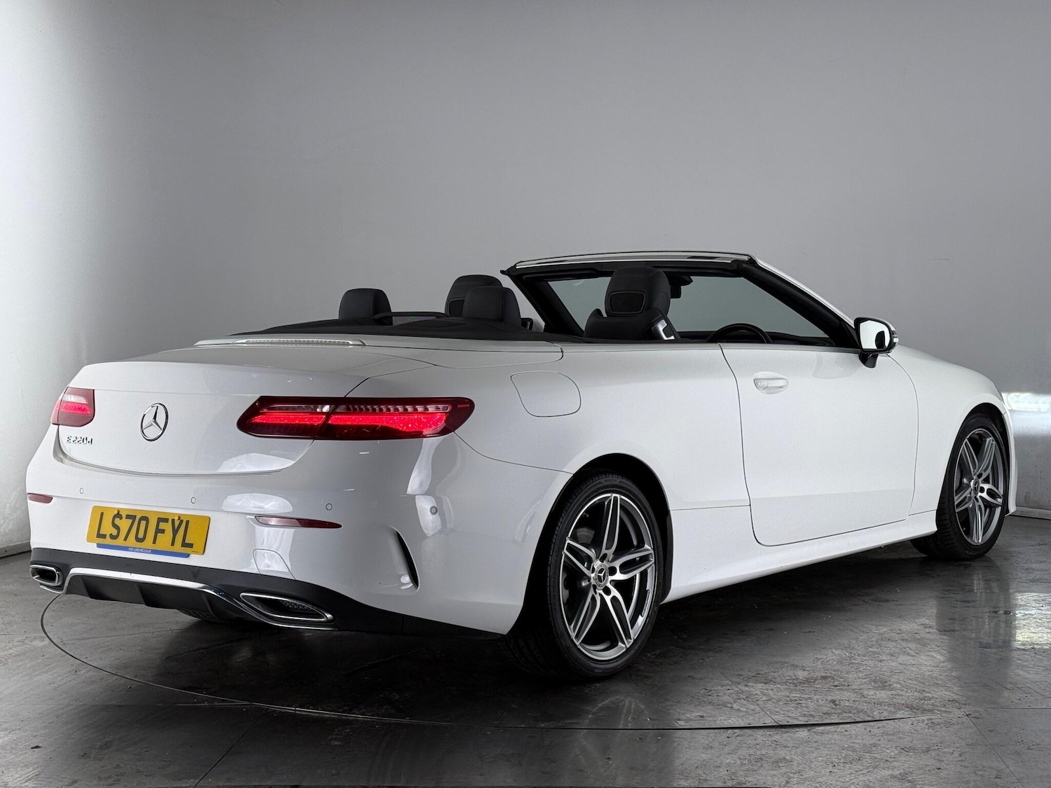 Used Mercedes-Benz E Class 2020 for sale - 77221834: Photo 5