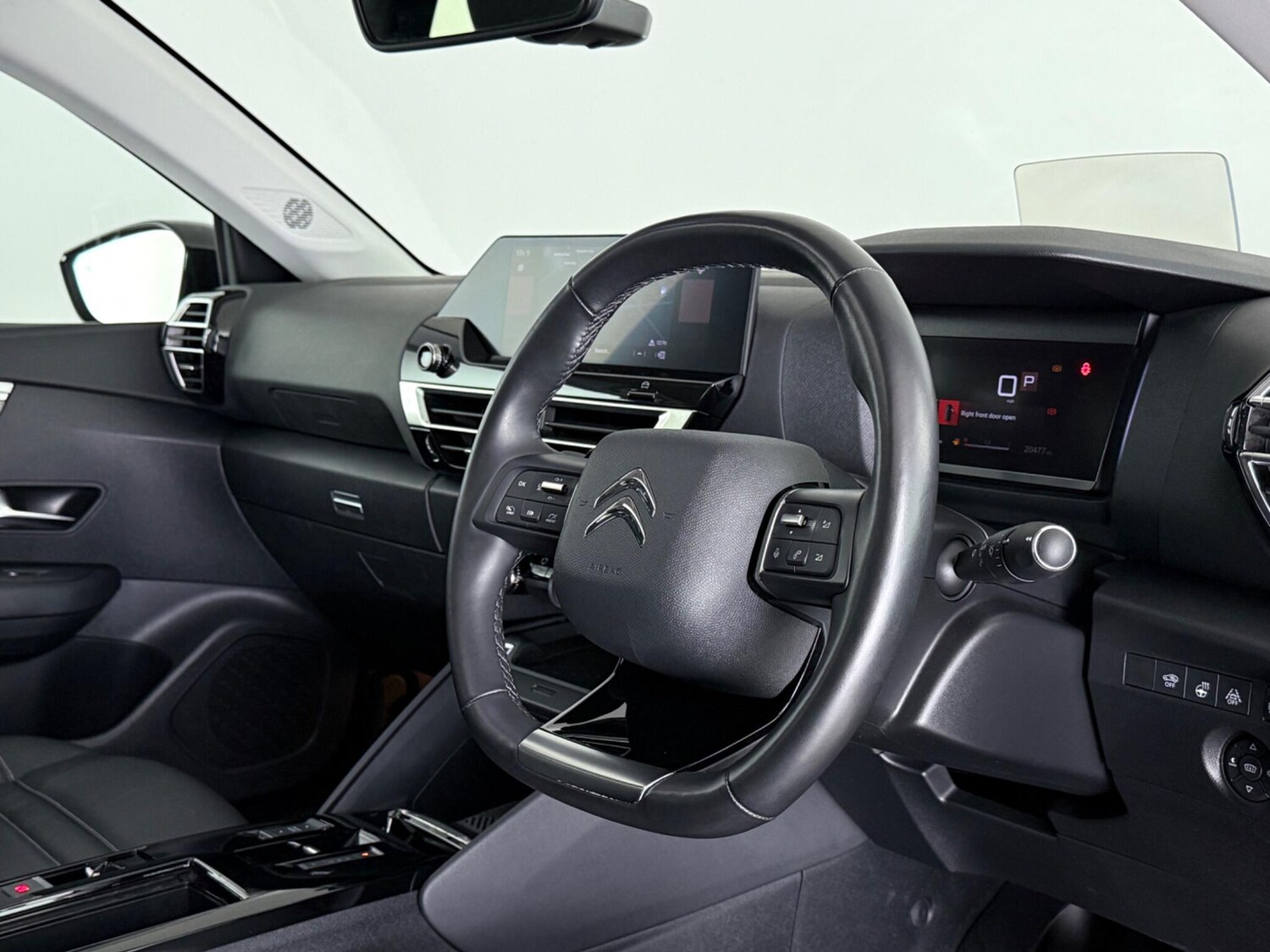 Used Citroen C4 2022 for sale - 77371892: Photo 11