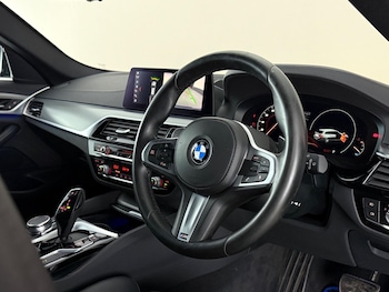 Used BMW 5 Series 2019 for sale - 79039560: Photo