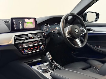 Used BMW 5 Series 2019 for sale - 79039560: Photo