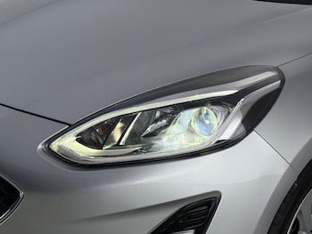 Used Ford Fiesta 2021 for sale - 77809321: Photo