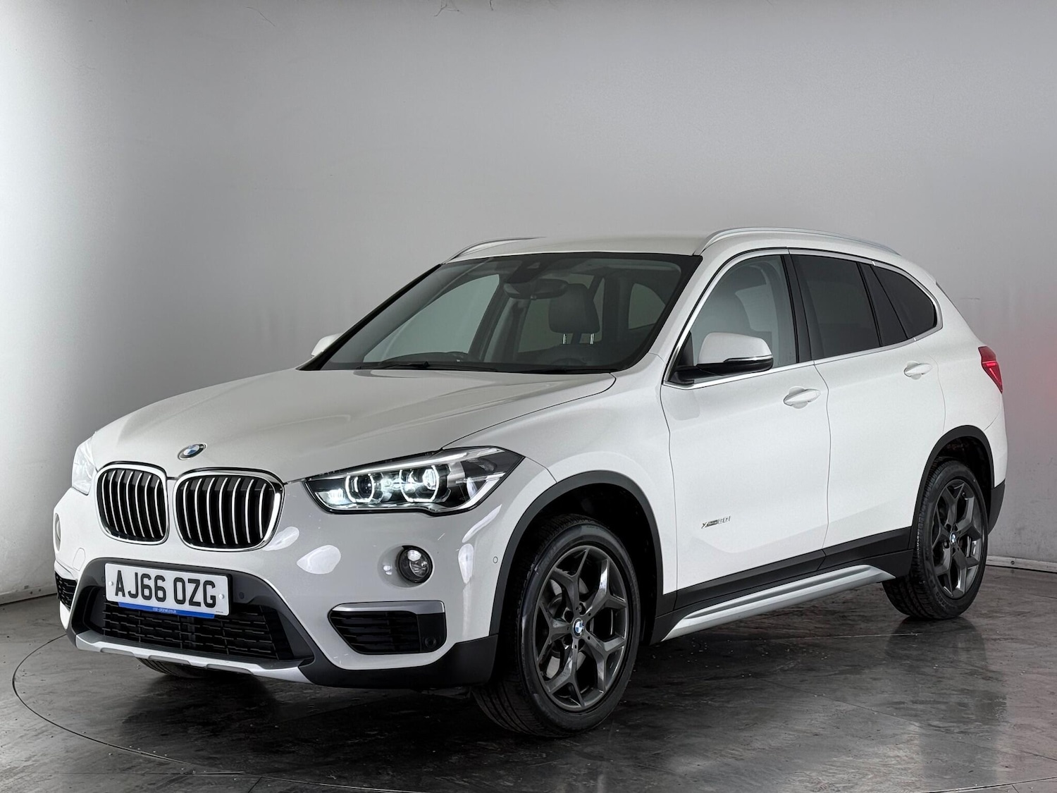 Used BMW X1 2017 for sale - 77182968: Photo 2
