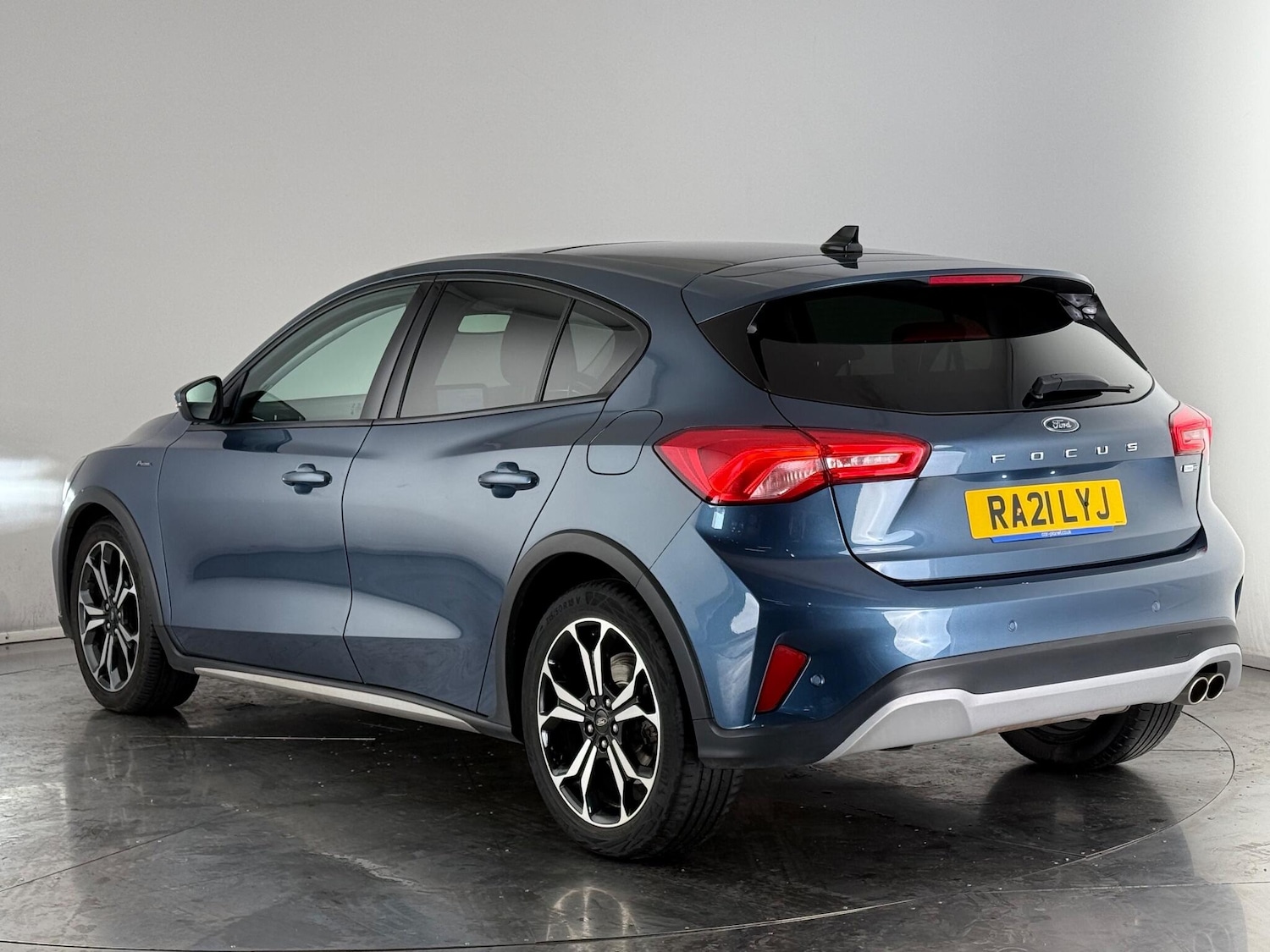 Used Ford Focus 2021 for sale - 76467337: Photo 4