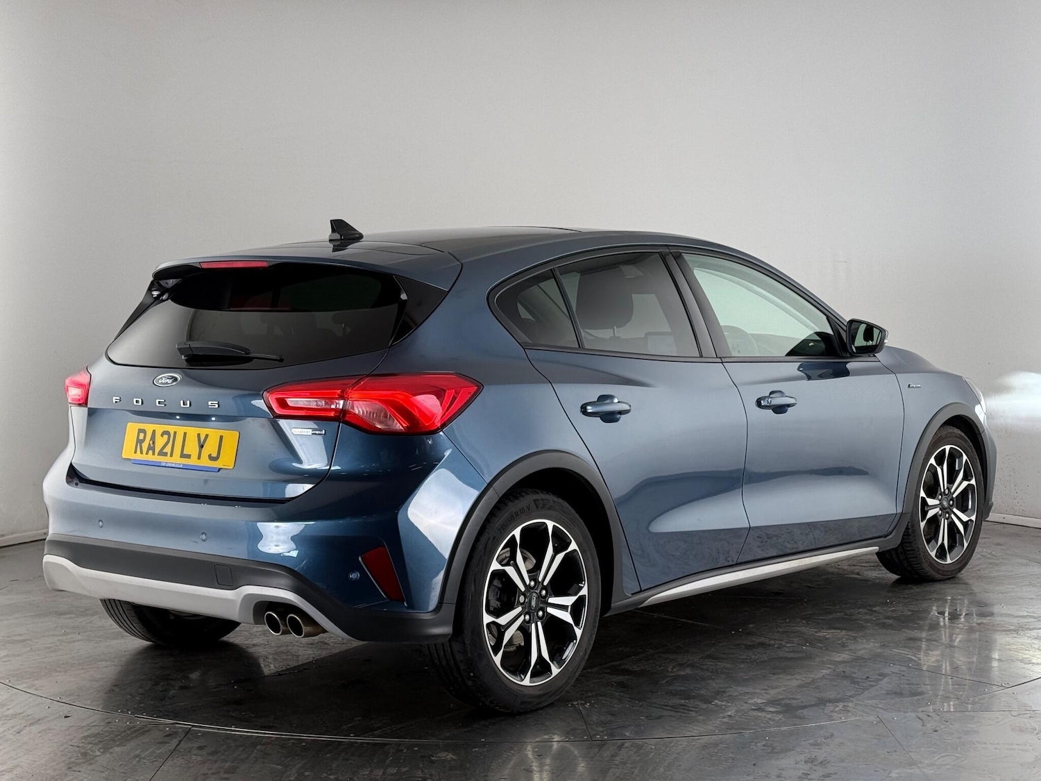 Used Ford Focus 2021 for sale - 76467337: Photo 5