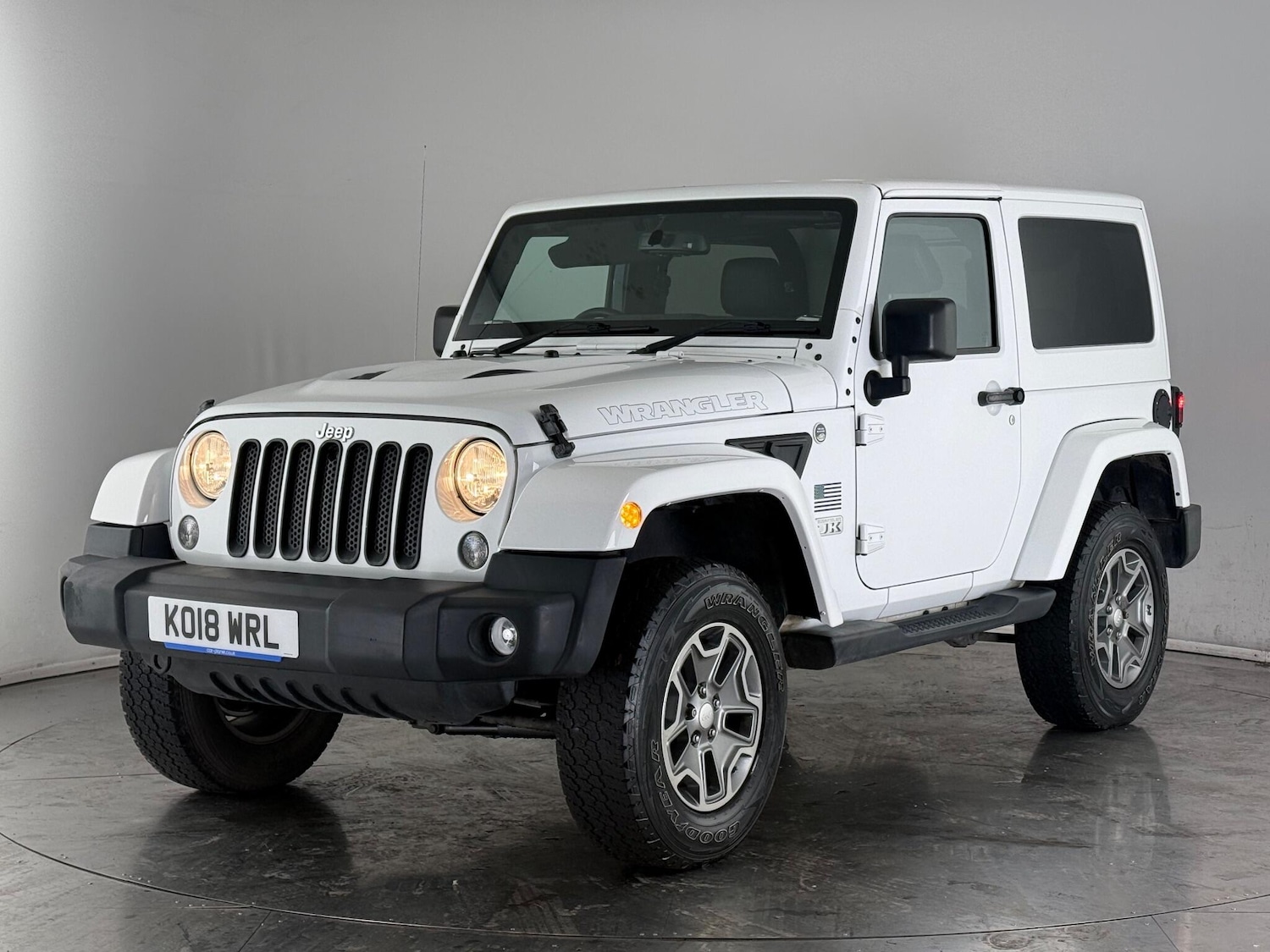 Used Jeep Wrangler 2018 for sale - 77243797: Photo 2