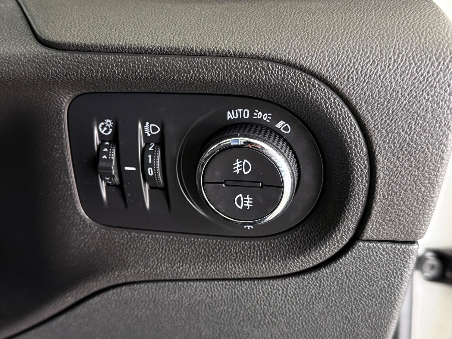 Used Vauxhall Grandland X 2018 for sale - 76538160: Photo 23