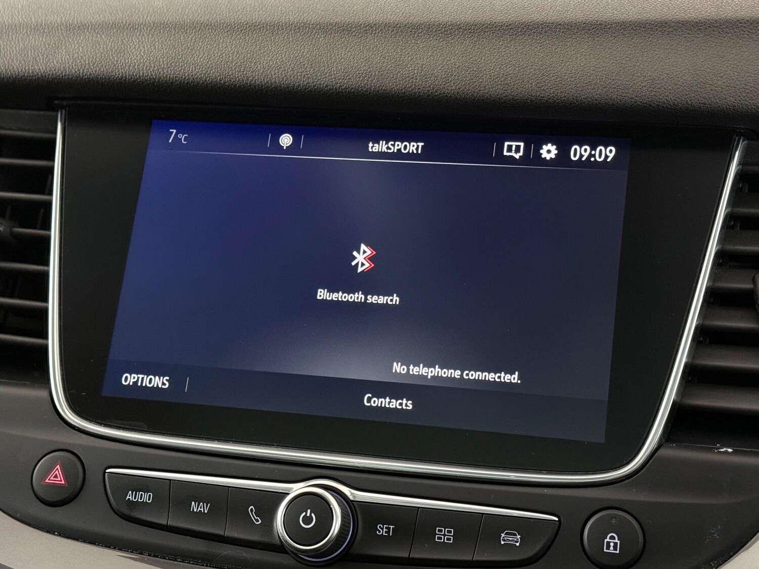 Used Vauxhall Grandland X 2018 for sale - 76538160: Photo 35