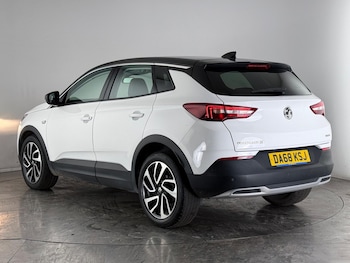 Used Vauxhall Grandland X 2018 for sale - 76538160: Photo