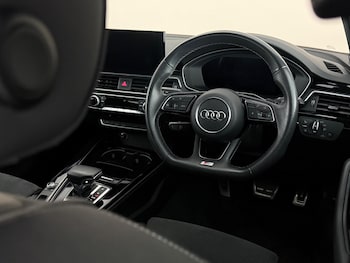 Used Audi A4 2021 for sale - 78676791: Photo