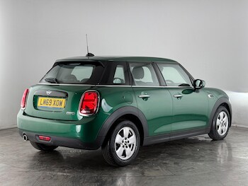 Used MINI Hatch 2019 for sale - 77182505: Photo