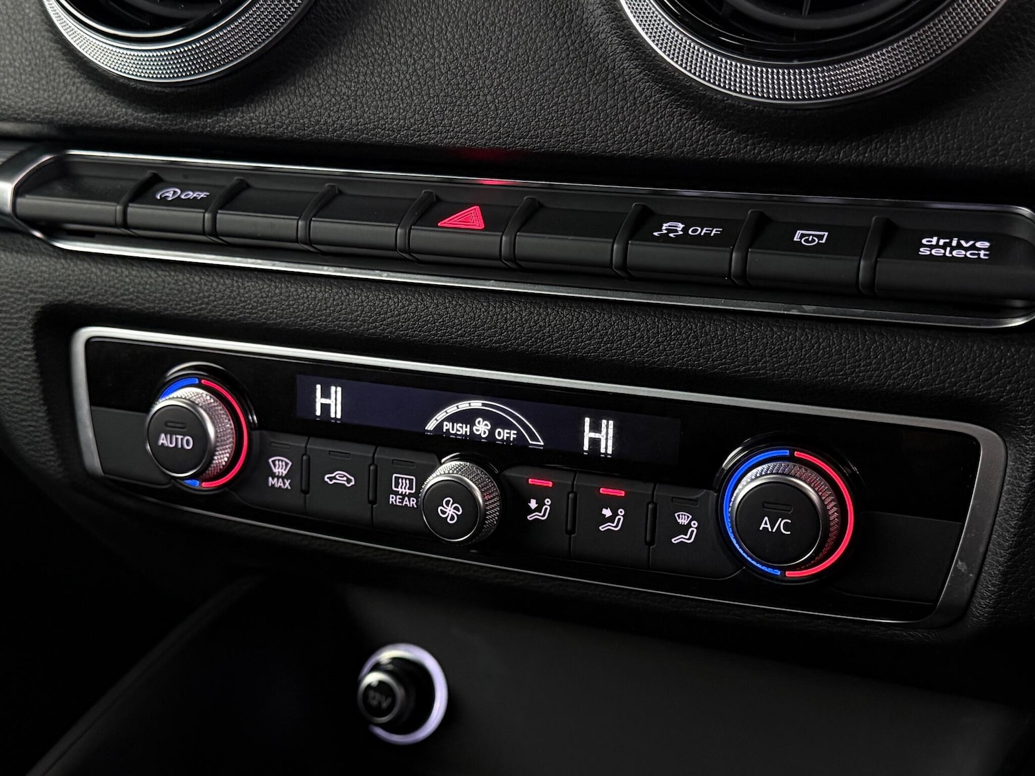 Used Audi A3 Cabriolet 2018 for sale - 77247087: Photo 31