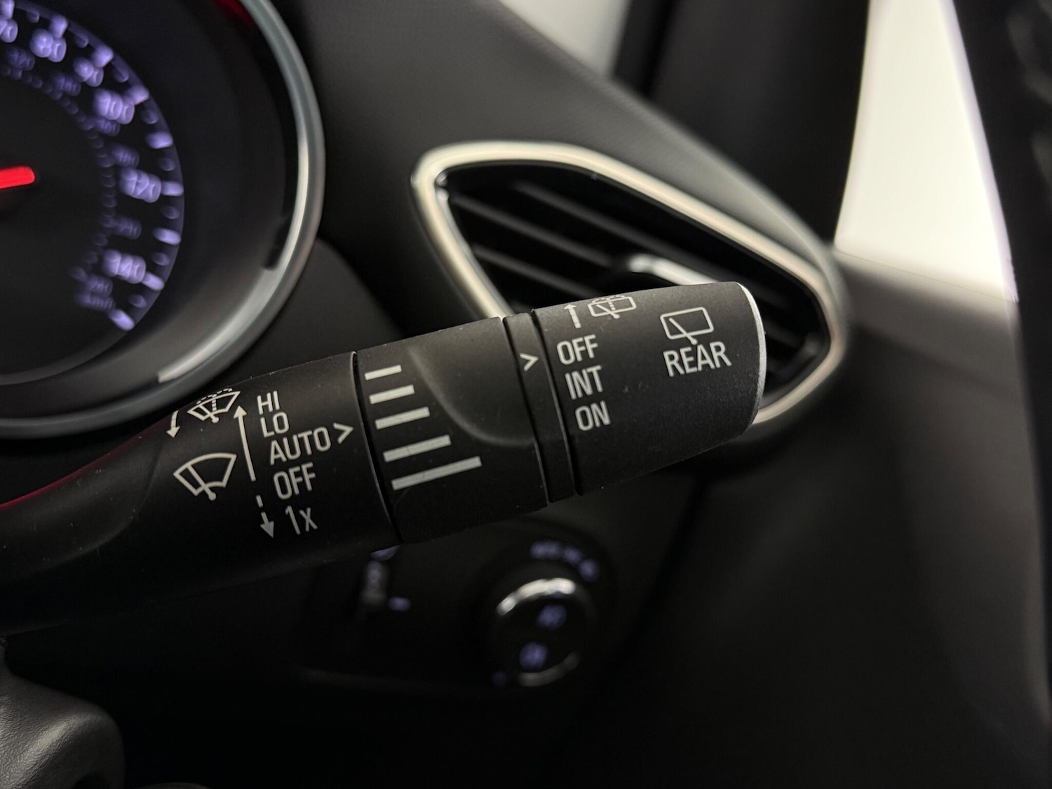 Used Vauxhall Crossland 2022 for sale - 77259989: Photo 21