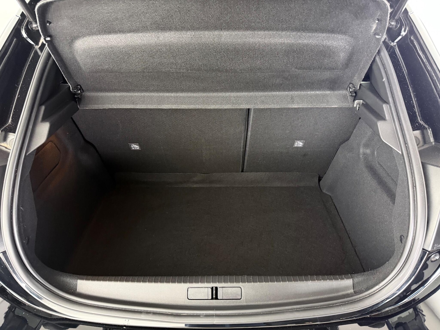 Used Vauxhall Corsa 2023 for sale - 77216469: Photo 8