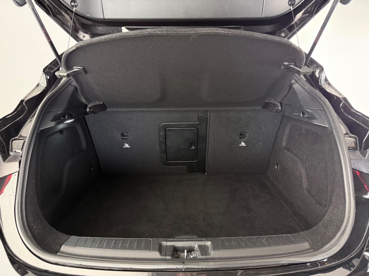 Used Infiniti QX30 2019 for sale - 77497625: Photo 10