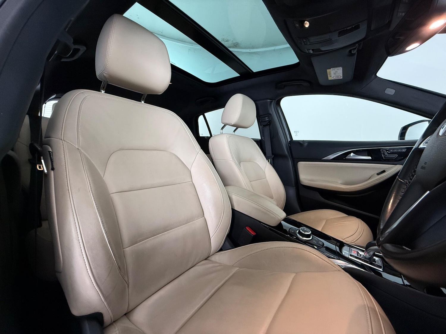 Used Infiniti QX30 2019 for sale - 77497625: Photo 12